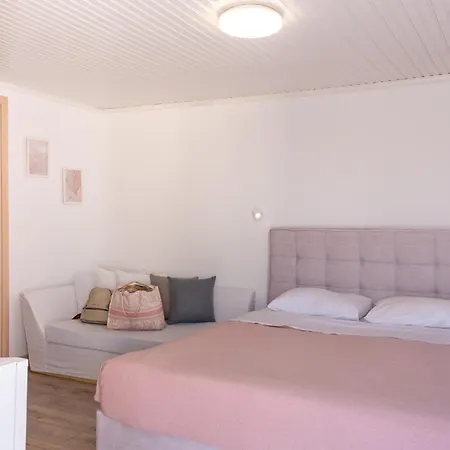 Apartment Kavouraki 2 Khloi