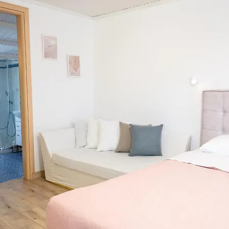 Kavouraki 2 Apartment